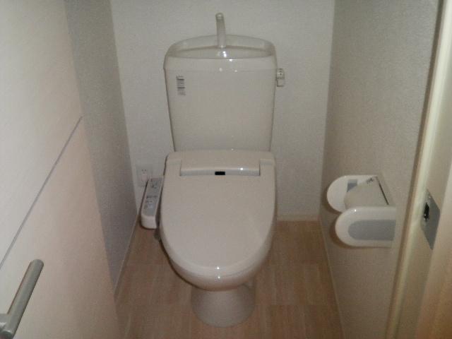 トイレ　トイレ