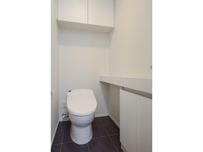 トイレ　室内イメージ