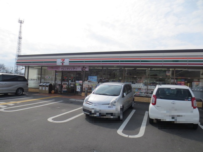 コンビニ　セブンイレブン八尾柏村町３丁目店（コンビニ）まで205m