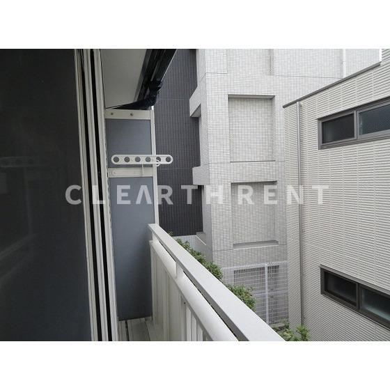 バルコニー　フラワーボックス