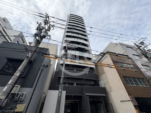 建物外観　コンフォリア・リヴ大阪本町　外観