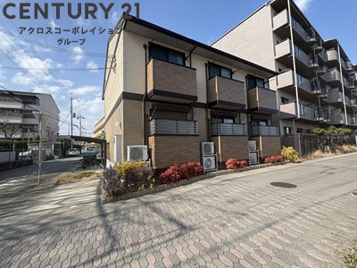 建物外観　宅配BOX付きで不在時も安心！