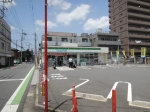 コンビニ　ファミリーマート 川口市役所南店（コンビニ）まで373m