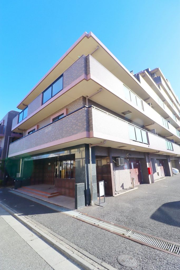 建物外観　エントランス