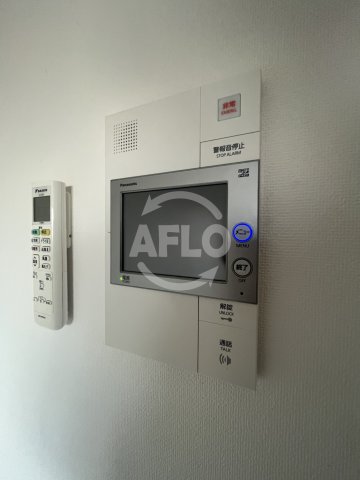 セキュリティ　サムティ上新庄レジデンス　インターホン