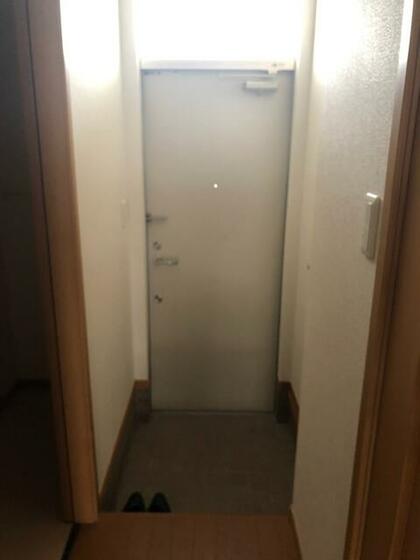 玄関　同タイプの室内写真