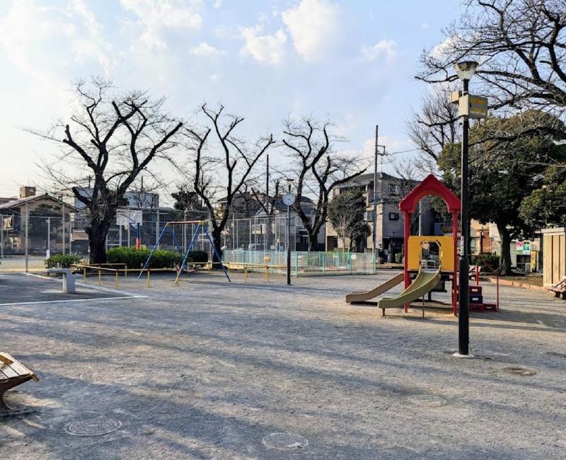 公園　綾南公園（公園）まで290m