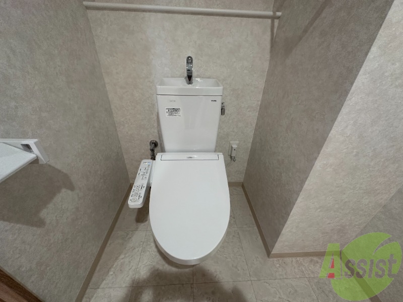 トイレ　洗浄機能付きのトイレとなっておりましたよ。