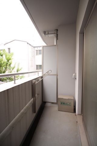 バルコニー　（別タイプ参考写真）ラムシオ　豊島区巣鴨1