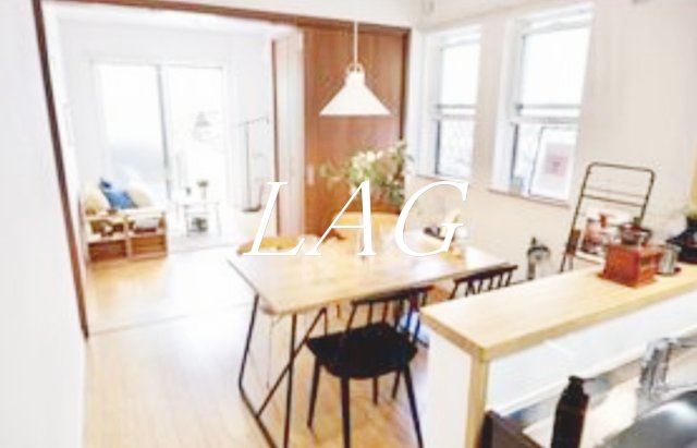 居室・リビング　洋室のお部屋(モデルルーム)です。