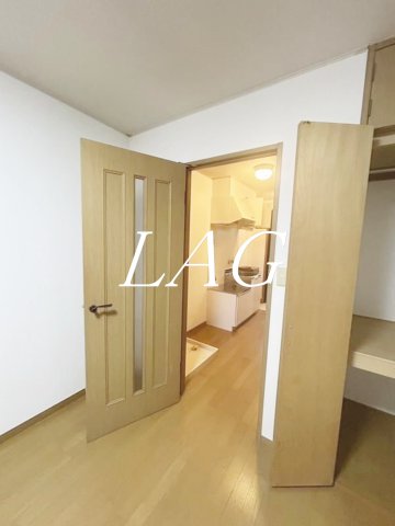 居室・リビング　洋室のお部屋です。