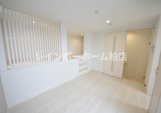 居室・リビング　同施工。参考写真。