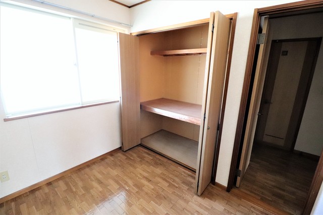 収納　２０３号室
