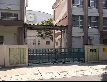 中学校　名古屋市立楠中学校（中学校）まで1134m