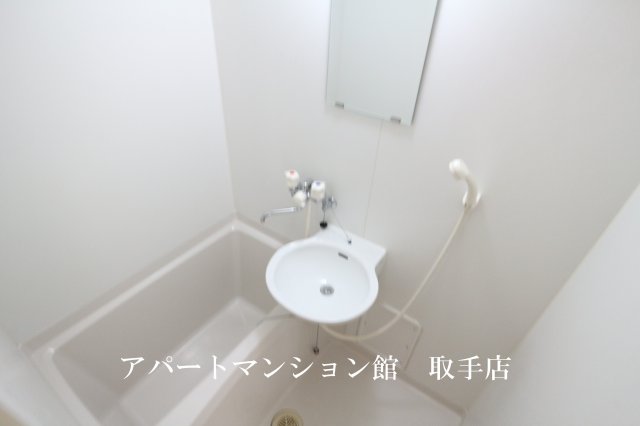 レオパレスゴールドIIの風呂写真