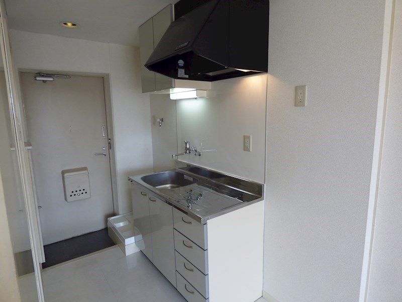 叡山電鉄叡山本線 茶山・京都芸術大学駅 徒歩2分 4階建 築43年のキッチン写真