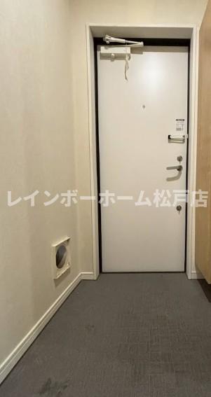 玄関　※参考写真