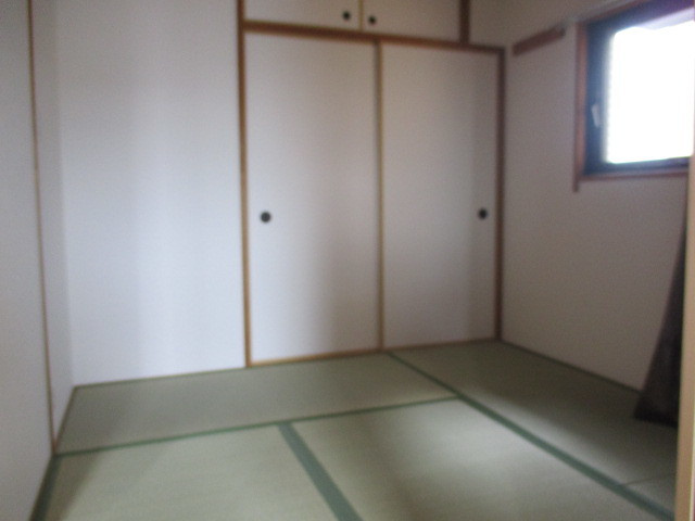 居室・リビング　落ち着く畳のお部屋です