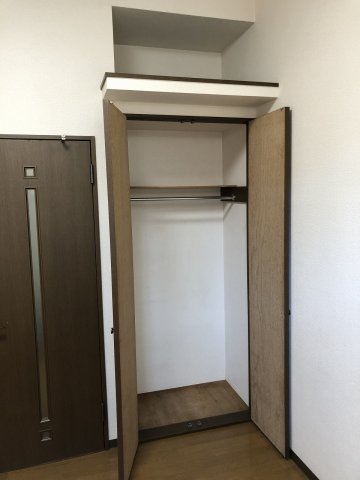 ＪＲ総武線 本八幡駅 徒歩8分 2階建 築31年の内装写真