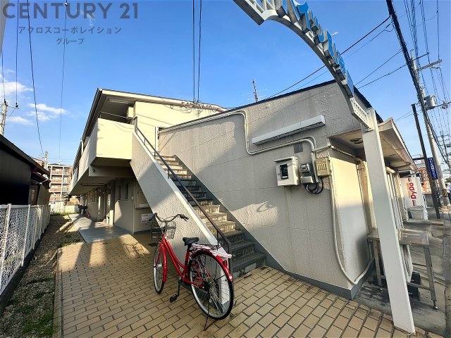 建物外観　敷地内に駐輪場があります！