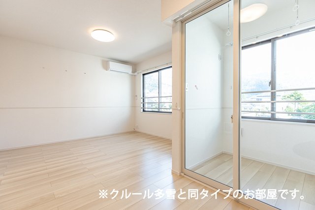 居室・リビング　使いやすい居間です