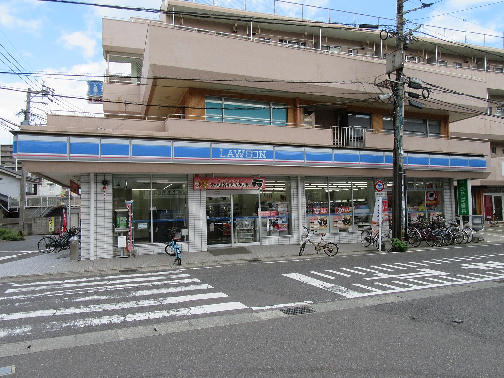 コンビニ　ローソン鹿児島唐湊四丁目店（コンビニ）まで911m