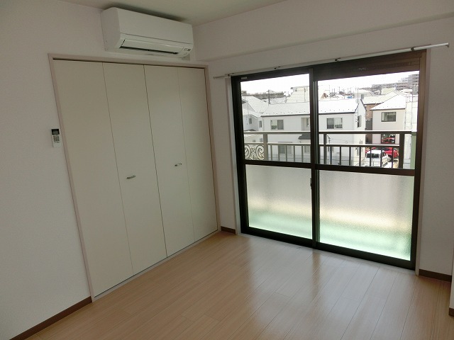 ピュアタウン北本町の居間写真
