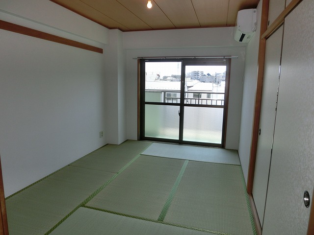 ピュアタウン北本町の居間写真