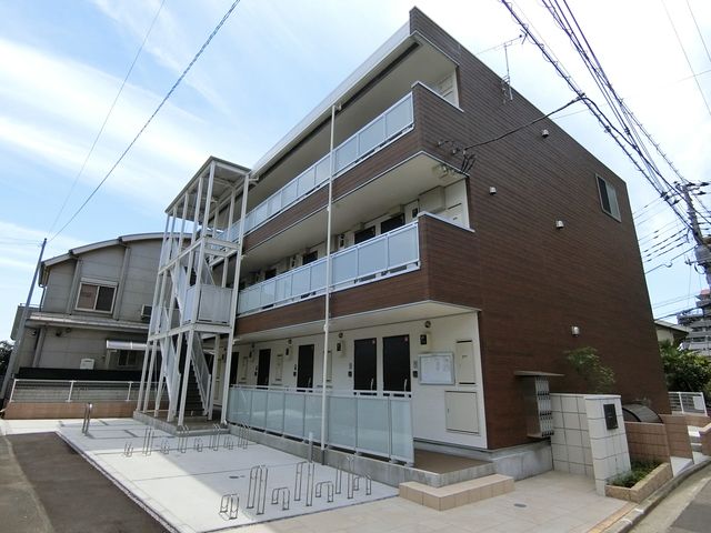 川越市富士見町のマンションの建物外観