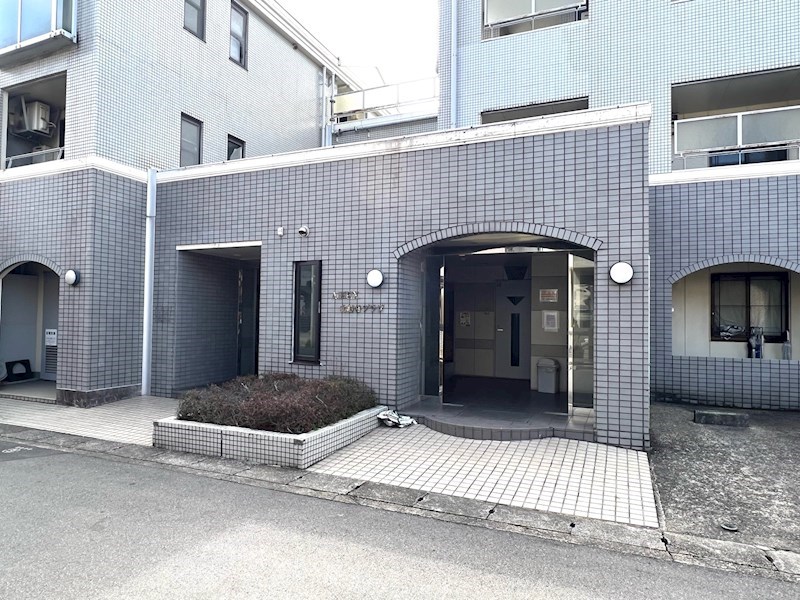 エントランス　建物エントランス
