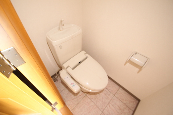 トイレ　※別部屋の写真です