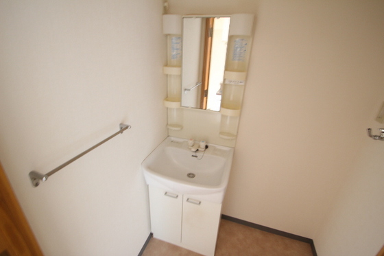 洗面設備　※別部屋の写真です