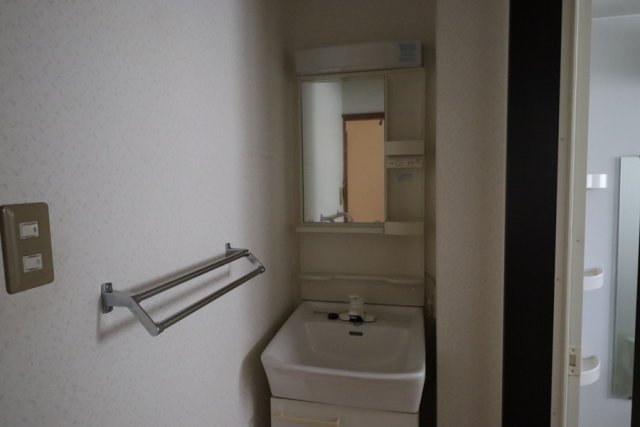 洗面設備　同物件別部屋