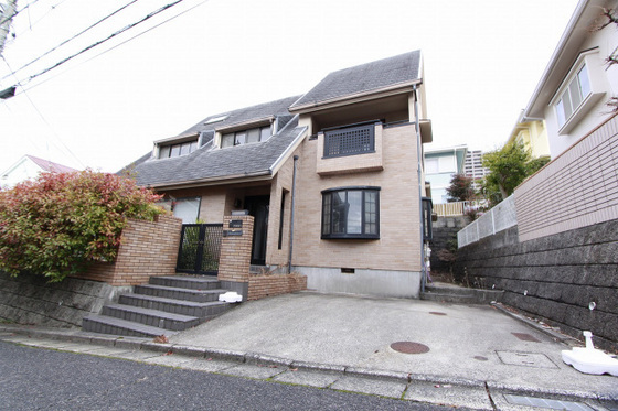 手島貸家の建物外観