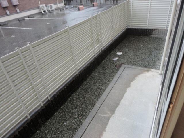 バルコニー　１Ｆは専用庭付