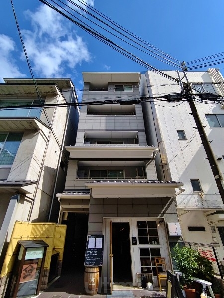 Kooza麩屋町の建物外観