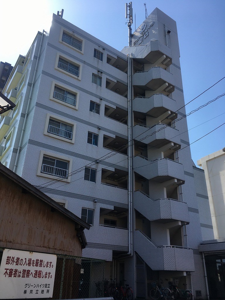 北九州市小倉北区足立のマンションの建物外観