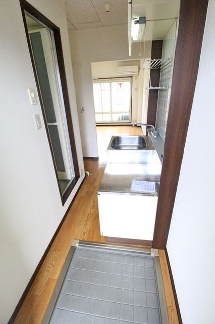 玄関　★お部屋探しは株式会社タウンハウジング東京まで★