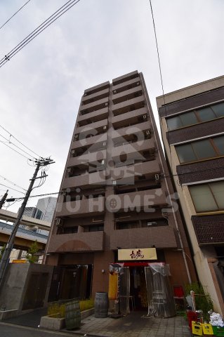 【大阪市北区兎我野町のマンションの建物外観】