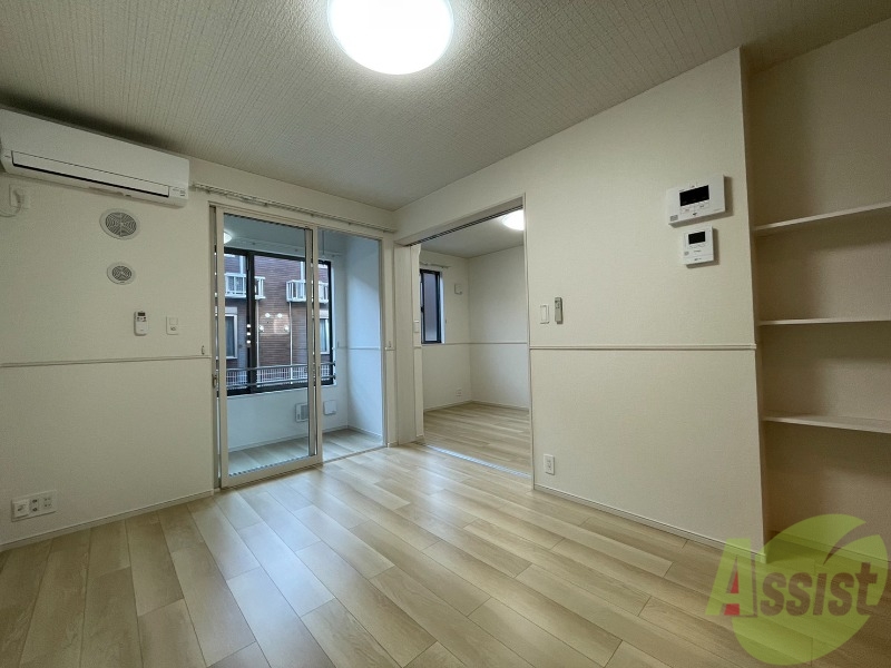 居室・リビング　１０帖のリビングです。広々としていますね。