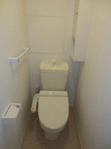 トイレ　トイレもきれいです