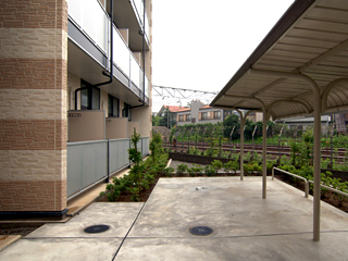 その他共有部分　屋根付き駐輪場