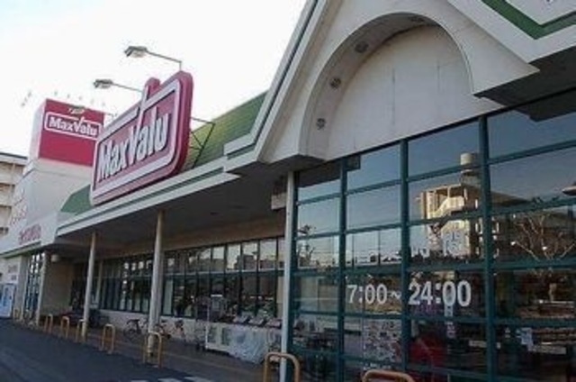 コンビニ　ファミリーマート　西夢前台五丁目（コンビニ）まで1118m