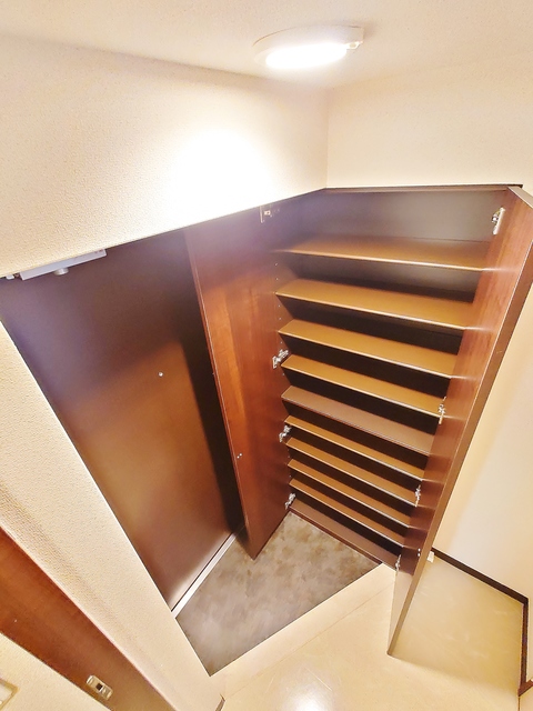 玄関　大型シューズＢＯＸ付玄関