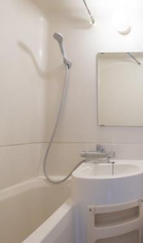 バス・シャワールーム　保証人不要