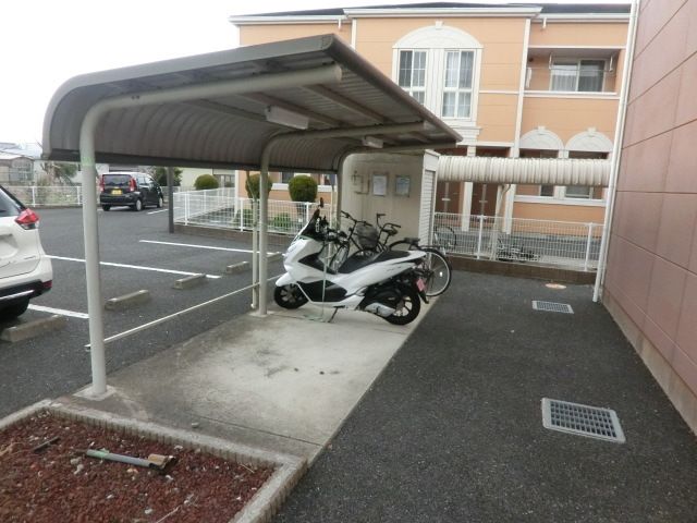 その他　駐輪場もございます