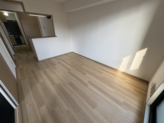 居室・リビング　※別部屋の写真です