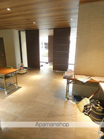 ロビー　ロビー