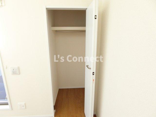 その他設備　各部屋にクローゼット付き。