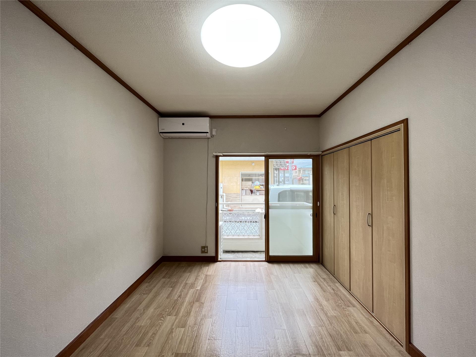 居室・リビング　102